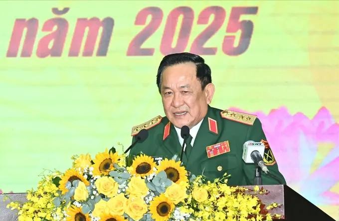 Lieutenant General Vo Minh Luong, Deputy Minister of National Defense, speaks at the ceremony. (Photo: SGGP) 27.jpg
