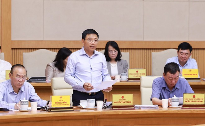 Finance Minister Nguyen Van Thang speaks at the meeting (Photo: VNA) nguyen-van-thang.jpg