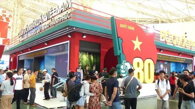 The exhibition honoring the country's achievements in Hanoi to commemorate the 80th anniversary of the National Day attracts nearly seven million visitors as of September 7. (Photo: SGGP) f4a18e02-bd7e-46ee-8ab8-ec61a61f50df-394-8315.jpg
