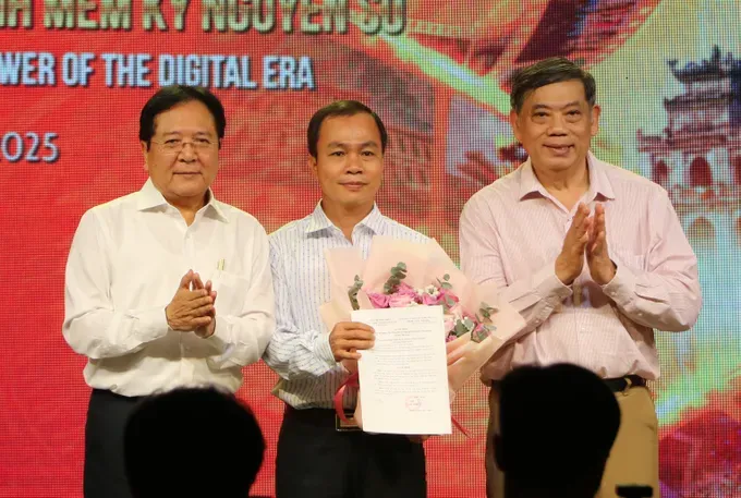 The Vietnam Cultural Industry Development Association (VCIDA) was launched on September 13. (Photo: SGGP) aimg-0234-7100-5425.jpg