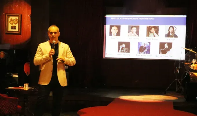 Berklee representatives conduct on-site admissions in Ho Chi Minh City. (Photo: SGGP) aimg-0282-9113-6620.jpg
