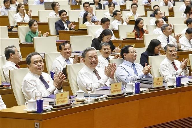 From left: Party General Secretary To Lam (2nd), National Assembly Chairman Tran Thanh Man (1st), Prime Minister Pham Minh Chinh (3rd) at the conference in Hanoi on September 13. (Photo: VNA) digital-na-vna.jpg