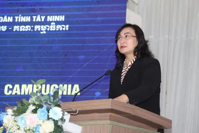 Deputy Minister of Industry and Trade Phan Thi Thang speaks at the conference. (Photo: SGGP) img-9522-5131-616.jpg