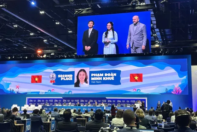 Pham Doan Minh Khue, a 10th-grade student of Le Quy Don High School for the Gifted in Da Nang City, has been awarded Second Prize at the 54th edition of the International Letter-Writing Competition for Young People in 2025. upu-01-7836-8952.jpg