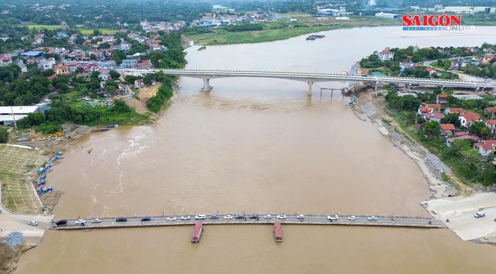New Phong Chau Bridge will be open to traffic on September 28. (Photo: SGGP) 12.jpg