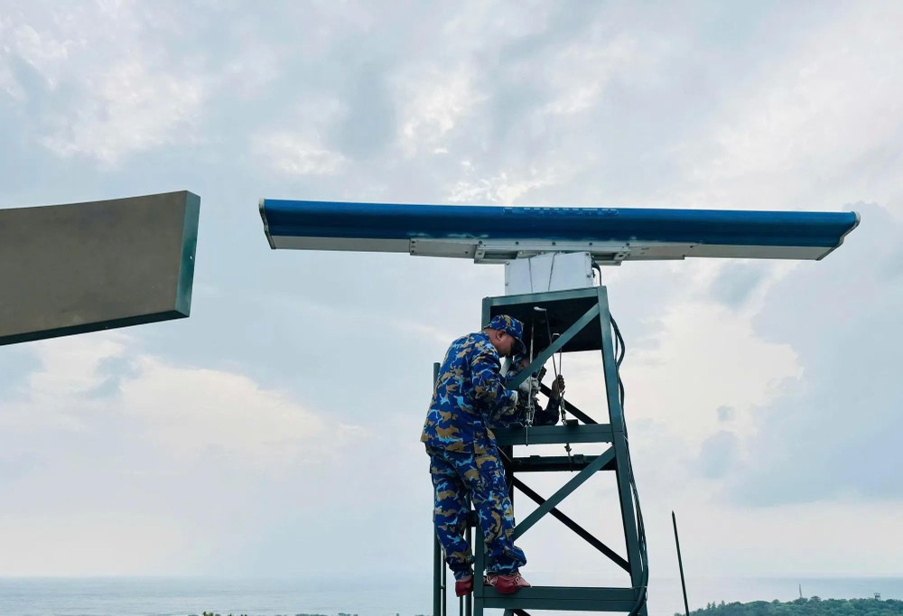 At Radar Station 540 on Con Co Island (Photo: SGGP) 49.jpg