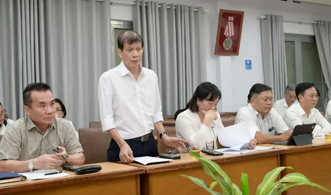 Acting Editor-in-Chief of SGGP Newspaper, journalist Nguyen Khac Van speaks at the event. (Photo: SGGP) a824ba45869d0cc3558c-2281-7550.jpg