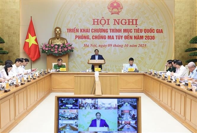Prime Minister Pham Minh Chinh addresses the nationwide teleconference to launch the National Target Programme on Drug Prevention and Control to 2030 on October 9. (Photo: VNA) vna-potal-thu-tuong-chu-tri-hoi-nghi-trien-khai-chuong-trinh-muc-tieu-quoc-gia-phong-chong-ma-tuy-den-nam-2030-8326525-1.jpg