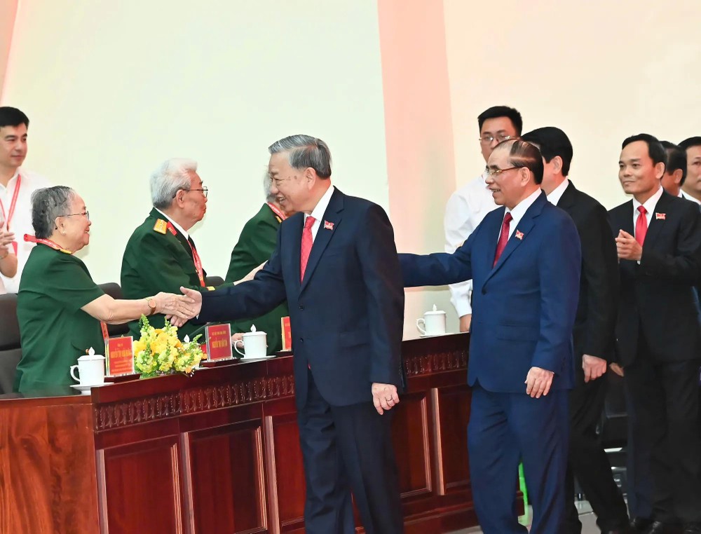 Party General Secretary To Lam attends the first Congress of the Ho Chi Minh City Party Committee for the 2025–2030 term, which was officially convened on October 14. (Photo: SGGP) 1.jpg