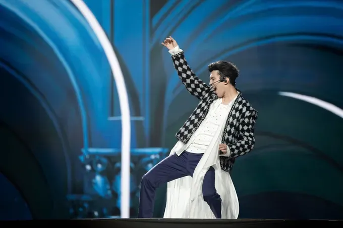 Dimash Kudaibergen 2-4821-8650.jpg