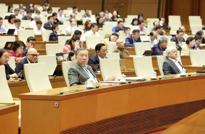 General Secretary To Lam attends National Assembly session on October 27. (Photo: SGGP) z7158991428528-9e5a5a661afc3a2f54ad682754d50392-2310-2679.jpg