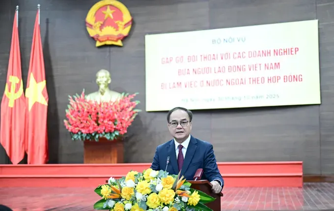 Deputy Minister of Home Affairs Vu Chien Thang delivers the opening remarks at the conference. (Photo: SGGP) dsc-3716-5769-8928.jpg