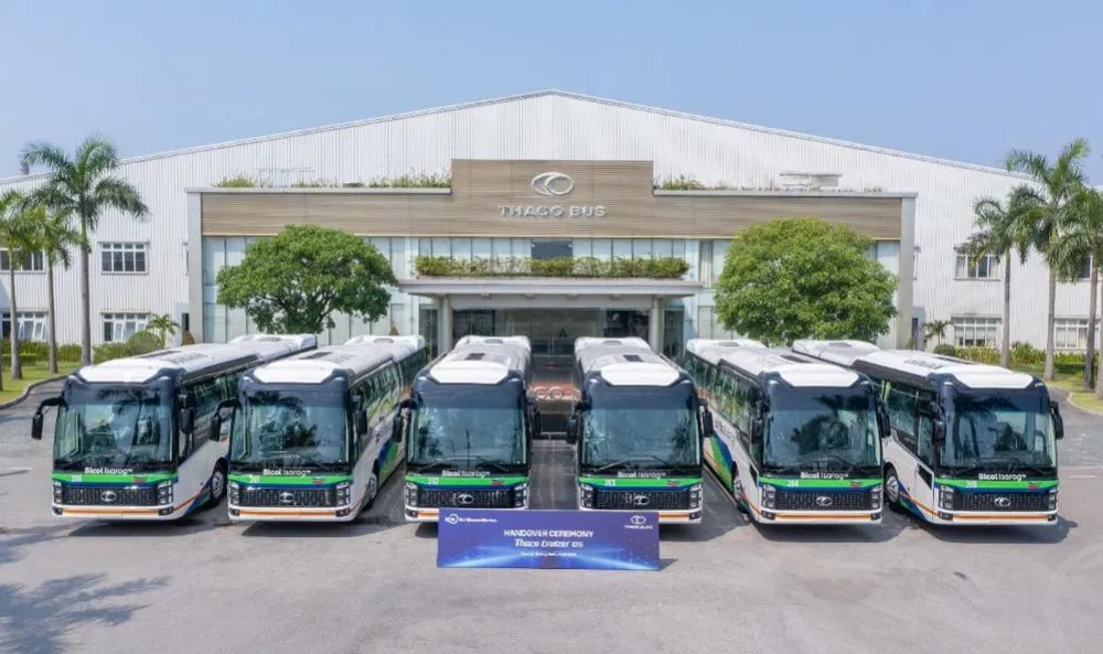 Lô xe bus ghế ngồi Thaco Cruizer 125 xuất khẩu sang Philippines Picture2.png