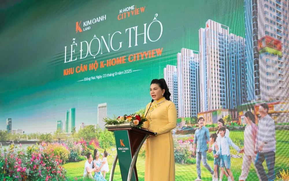 Bà Đặng Thị Kim Oanh, Chủ tịch Hội đồng Quản trị, kiêm Tổng Giám đốc Kim Oanh Group – phát biểu tại Lễ động thổ khu căn hộ K-Home Cityview Picture2.jpg