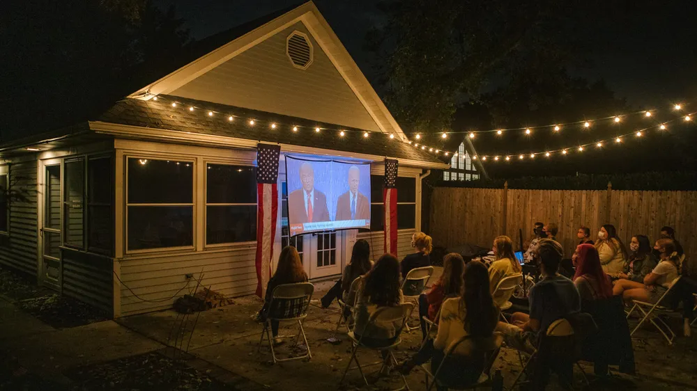 Cuộc tranh luận cuối cùng giữa Tổng thống Mỹ Donald Trump và ứng viên Joe Biden: Ôn hòa và trật tự hơn ảnh 4