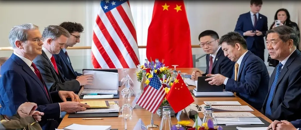 Đàm phán thương mại Mỹ-Trung Quốc tại Madrid ngày 14-9. Ảnh: ET đàm phán.jpg