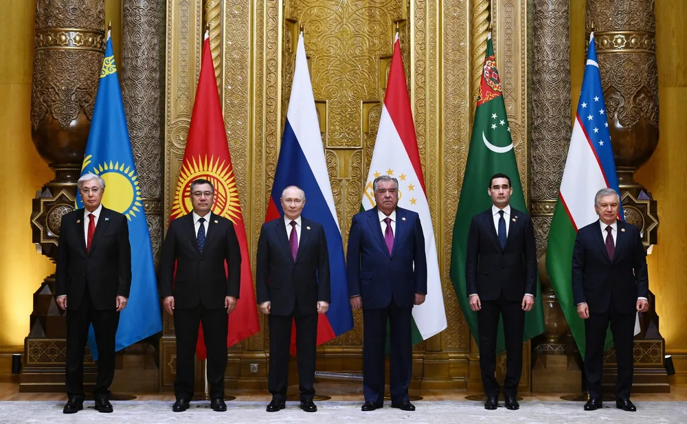 Tổng thống Nga Vladimir Putin và lãnh đạo các nước Trung Á tại Hội nghị thượng đỉnh Nga – Trung Á lần thứ hai. Ảnh: KREMLIN.RU KT1e94hqtASrdXy9MI8EFJOliQL2EXbs.jpg