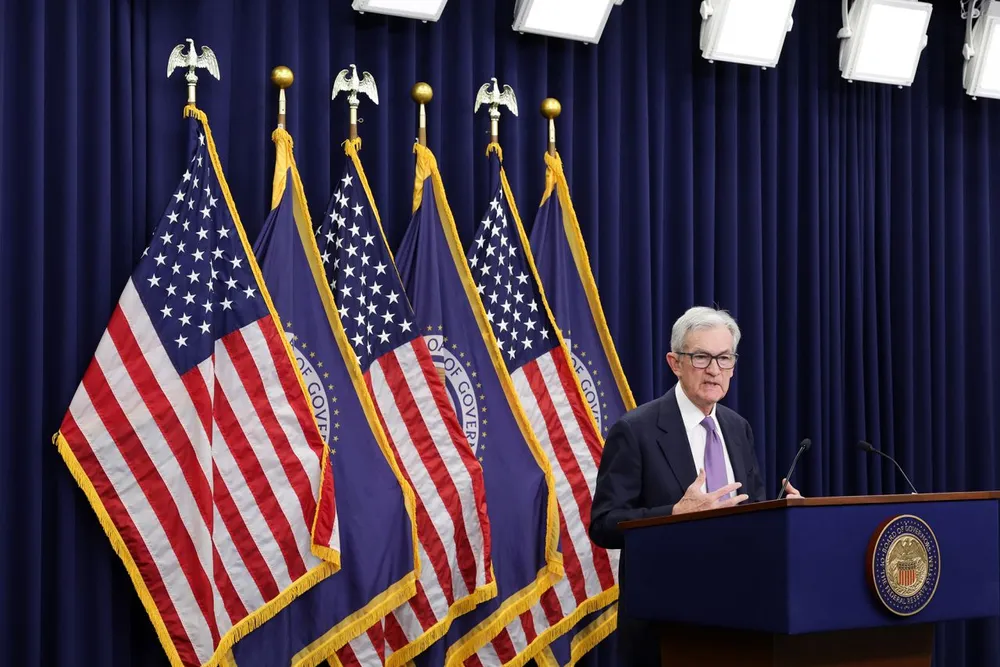 Chủ tịch FED Jerome Powell trong cuộc họp báo ngày 29-10. Ảnh: CNN gettyimages-2244018446.jpg