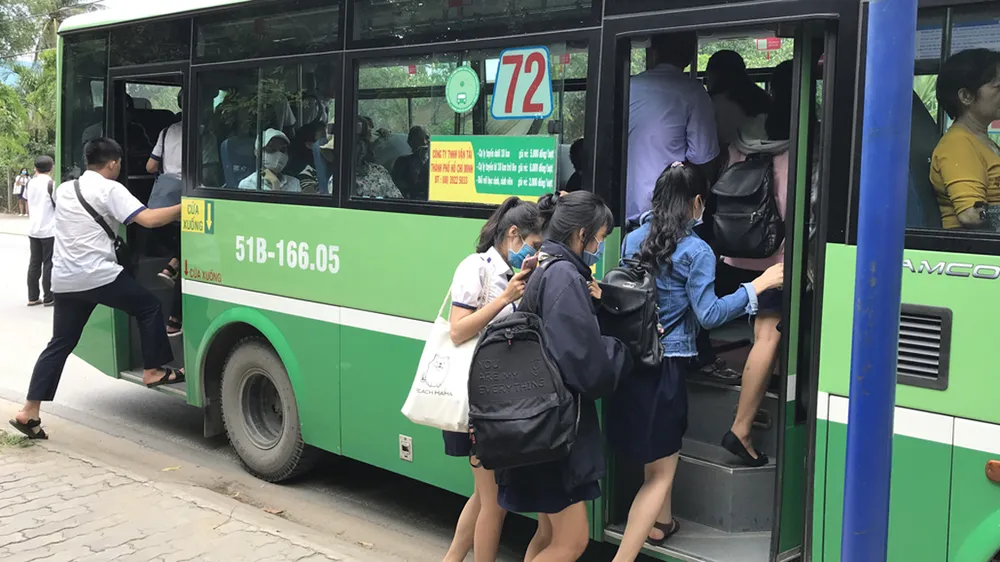 Thi THPT quốc gia: Đề Toán dài, tính phân hóa cao ảnh 7