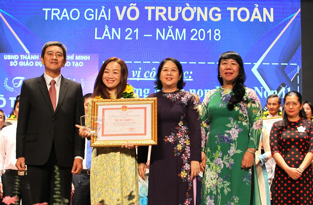 50 nhà giáo tiêu biểu của TPHCM được vinh danh Giải thưởng Võ Trường Toản ảnh 5