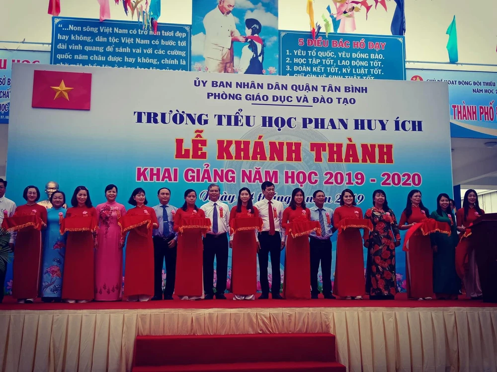 Khánh thành và khai giảng Trường Tiểu học Phan Huy Ích (quận Tân Bình) ảnh 2 Khánh thành và khai giảng Trường Tiểu học Phan Huy Ích (quận Tân Bình) ảnh 2