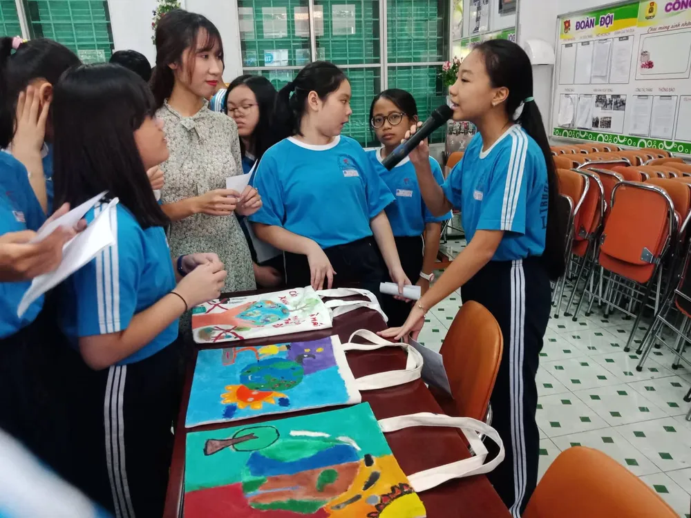 Khi học sinh được “sắm vai” sứ giả môi trường ảnh 3