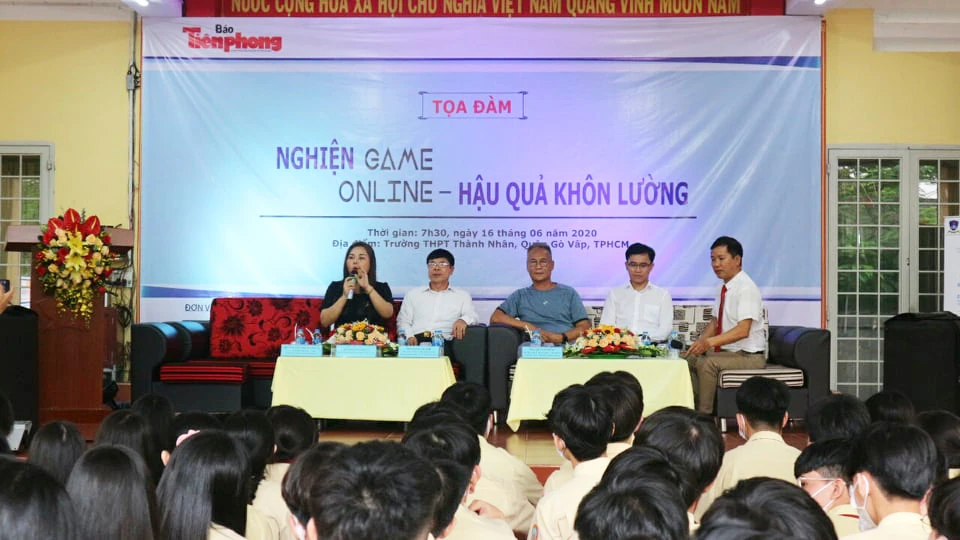 Quang cảnh tọa đàm “Nghiện game online – Hậu quả khôn lường”