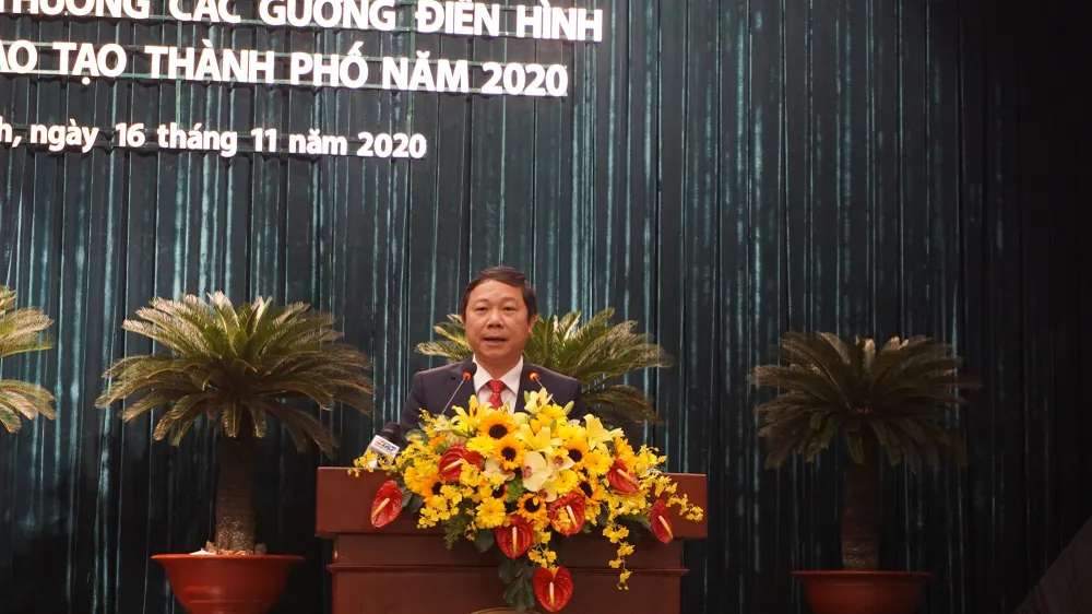 TPHCM tuyên dương, khen thưởng hơn 200 tập thể và cá nhân vì sự nghiệp giáo dục ảnh 1 TPHCM tuyên dương, khen thưởng hơn 200 tập thể và cá nhân vì sự nghiệp giáo dục ảnh 1