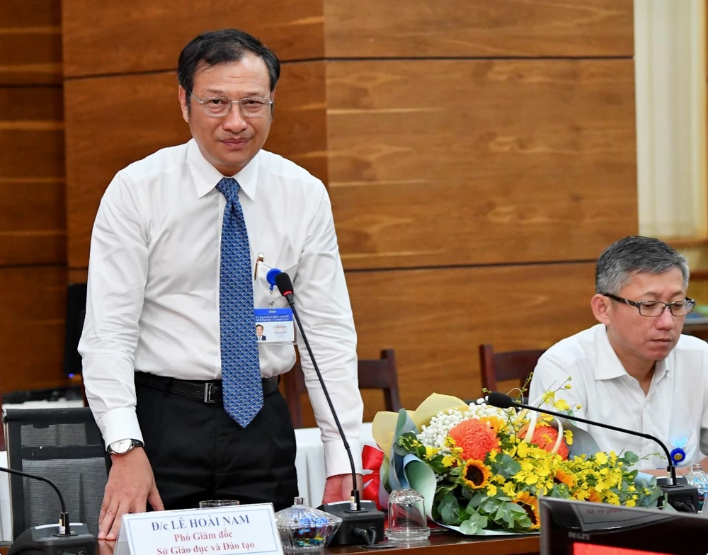 Đồng chí Lê Hoài Nam nhận nhiệm vụ Phó Bí thư Đảng ủy Sở GD-ĐT TPHCM ảnh 2 Đồng chí Lê Hoài Nam nhận nhiệm vụ Phó Bí thư Đảng ủy Sở GD-ĐT TPHCM ảnh 2