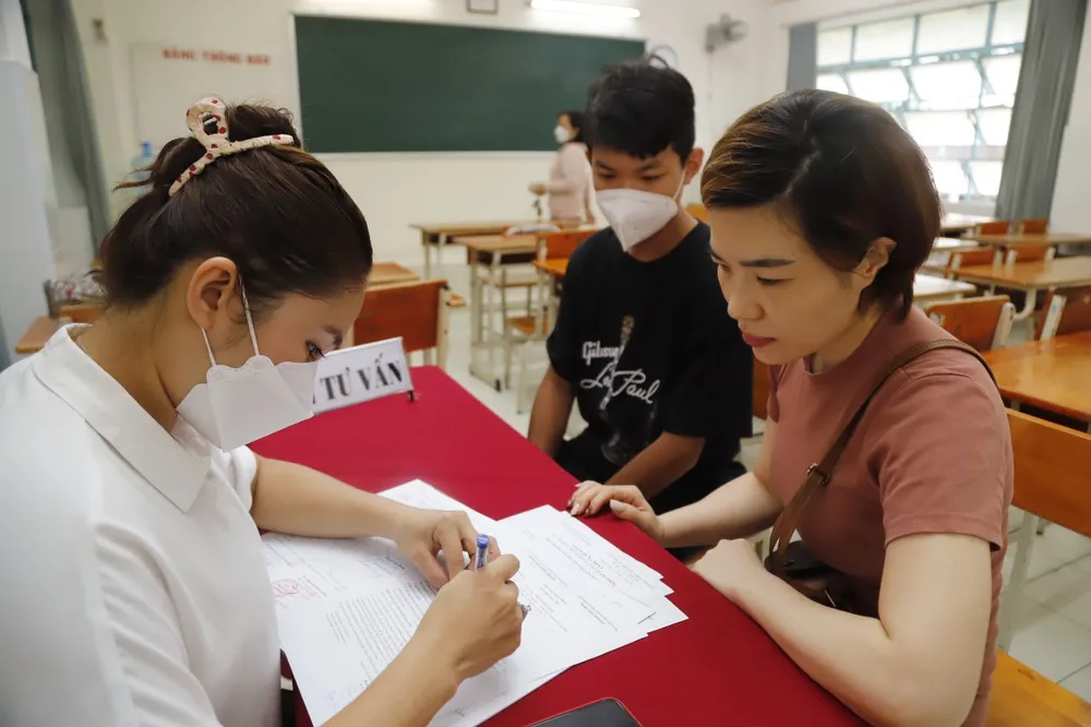 TPHCM: Phụ huynh không cần trực tiếp đến trường đóng học phí từ năm học 2022-2023 ảnh 1