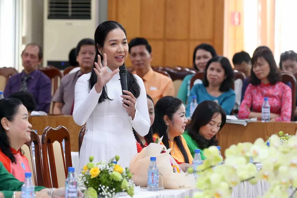 Xúc động buổi lễ giao lưu 75 giáo viên nhận Giải thưởng Võ Trường Toản ảnh 3