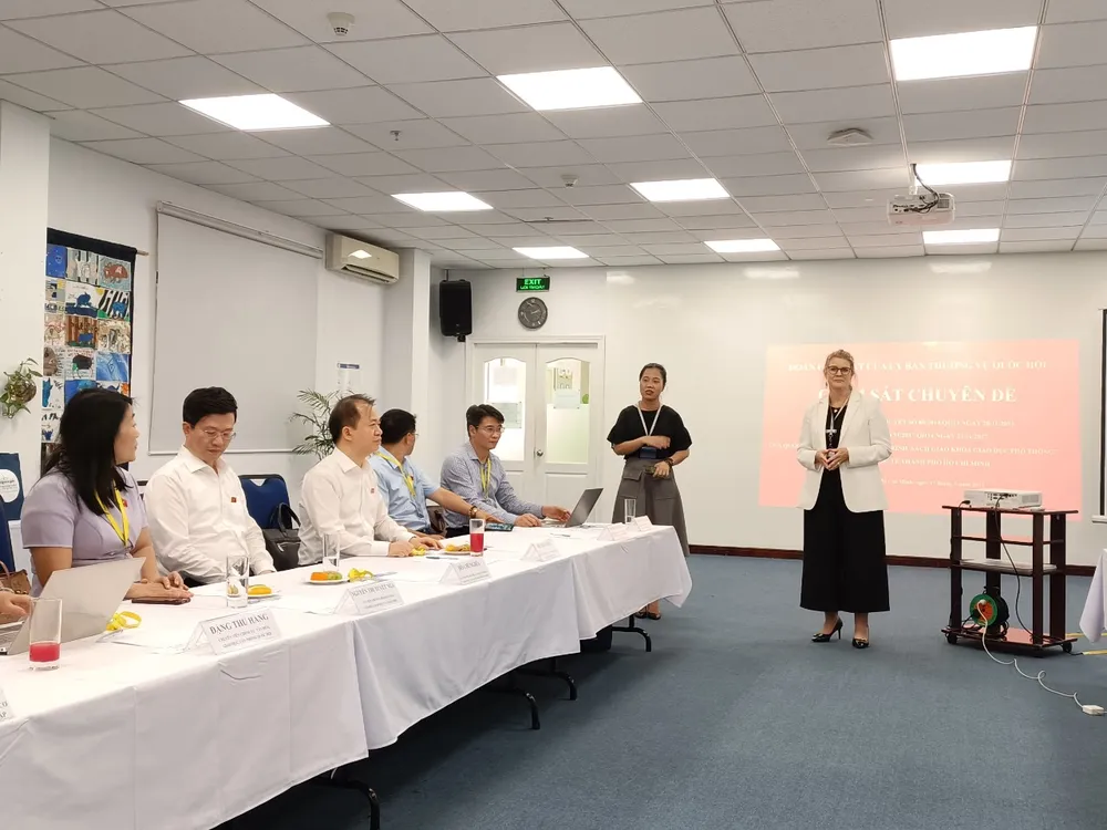 Toàn cảnh buổi làm việc Toàn cảnh buổi làm việc