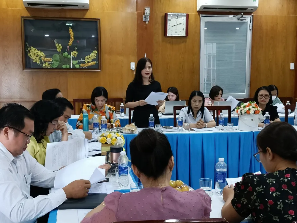 Trưởng phòng GD-ĐT quận 1 thông tin về các khoản thu trên địa bàn quận 1 Trưởng phòng GD-ĐT quận 1 thông tin về các khoản thu trên địa bàn quận 1