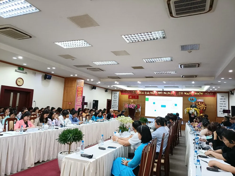 Toàn cảnh hội thảo sáng 23-3