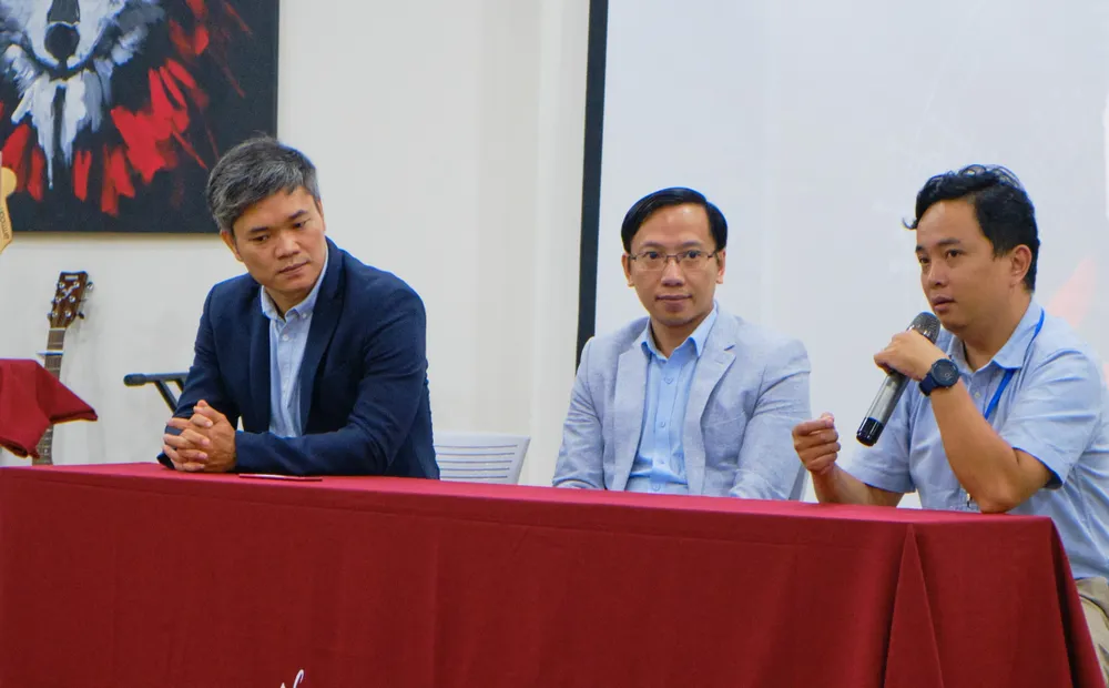 Các diễn giả chia sẻ ý kiến tại hội thảo Các diễn giả chia sẻ ý kiến tại hội thảo