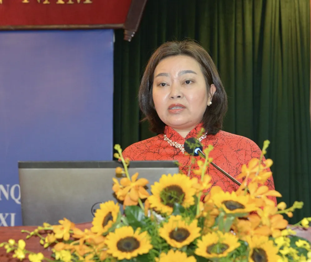 Trưởng ban Tuyên giáo Quận ủy quận 1 Nguyễn Trung Châu Tuyên chia sẻ cách làm của địa phương trong đẩy mạnh đổi mới giáo dục. Ảnh: CAO THĂNG Trưởng ban Tuyên giáo Quận ủy quận 1 Nguyễn Trung Châu Tuyên chia sẻ cách làm của địa phương trong đẩy mạnh đổi mới giáo dục. Ảnh: CAO THĂNG