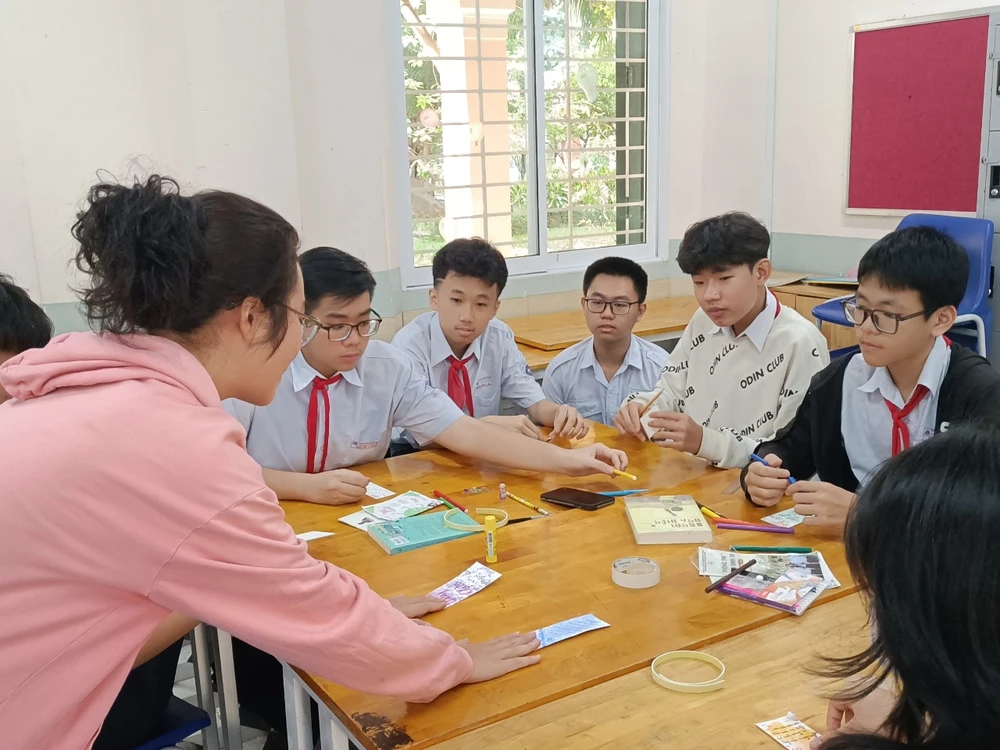 Chia sẻ kinh nghiệm và kỹ năng học tập ở cấp THPT cho học sinh khối 9 thpt-le-quy-don3-6851.jpg