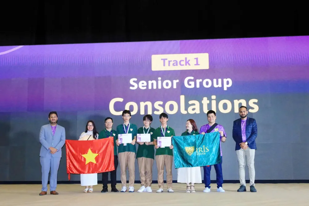 Học sinh Trường Tiểu học, THCS và THPT IRIS (Thái Nguyên) đạt Giải Khuyến khích ở bảng thi THPT C QT 09.jpg