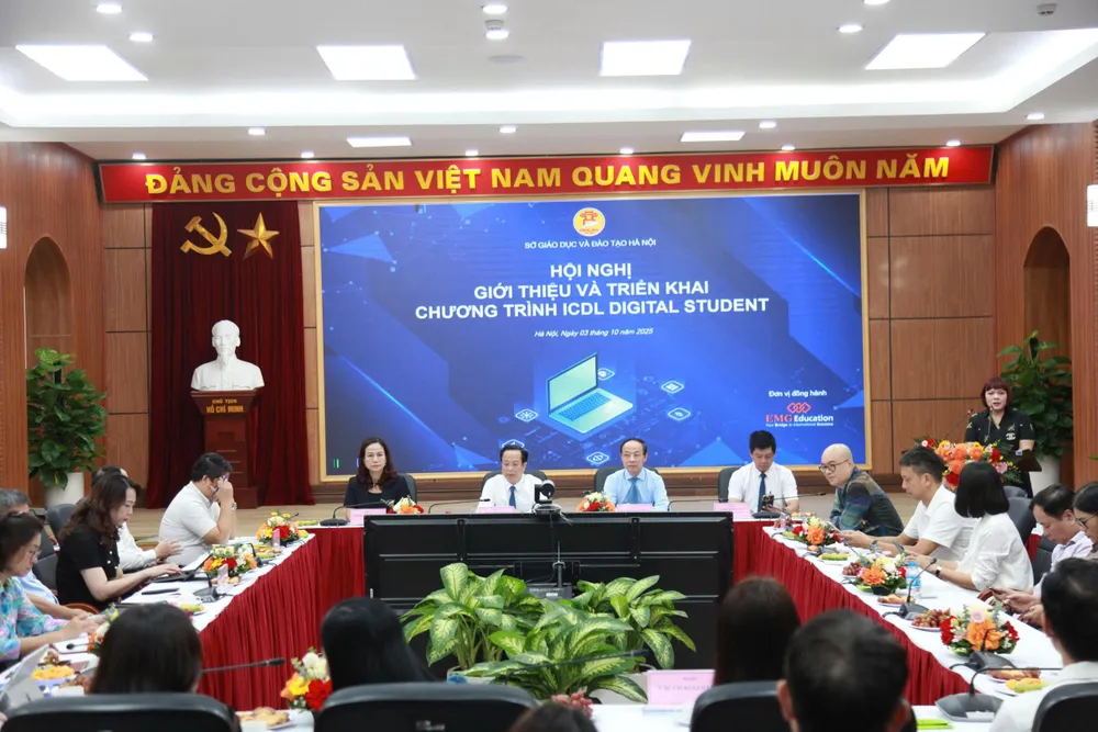Chương trình ICDL Digital Student chính thức triển khai tại Hà Nội vào ngày 3-10-2025 z7080311111460_b068e405bf67a6659fd98c18b1610860.jpg