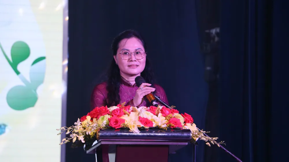 Bà Lê Thụy Mỵ Châu, Phó Giám đốc Sở GD-ĐT TPHCM, phát biểu tại Ngày hội kết nối phát triển giáo dục mầm non diễn ra vào sáng 31-10 z7174042647393_f722e8a20e28bdb47c8d61e427cc8a5a.jpg