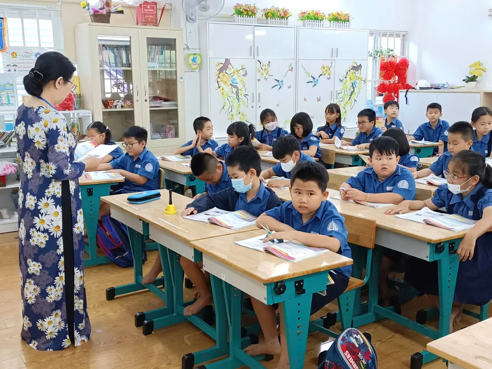 Học sinh Trường Tiểu học Hòa Bình (phường Sài Gòn, TPHCM) trong một giờ học