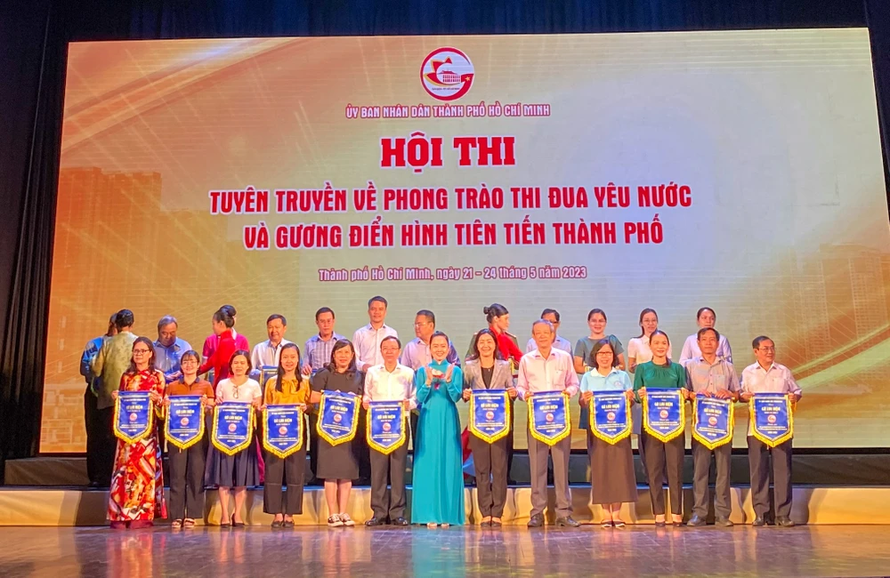 TPHCM khai mạc hội thi tuyên truyền về phong trào thi đua yêu nước. Ảnh: THẢO LÊ 