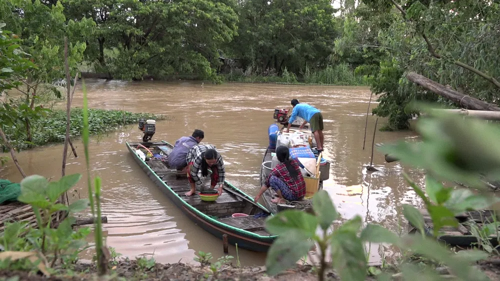 Chợ “hẹn” miền Tây ảnh 6