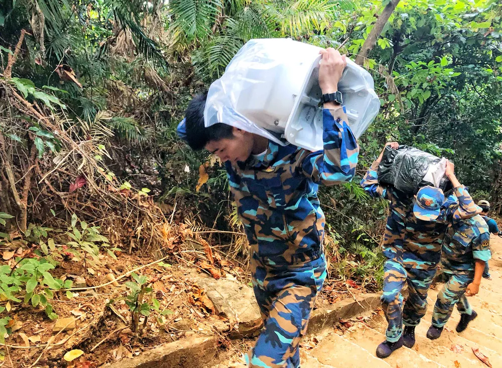 Tết ấm áp trên đảo Hòn Chuối ảnh 3