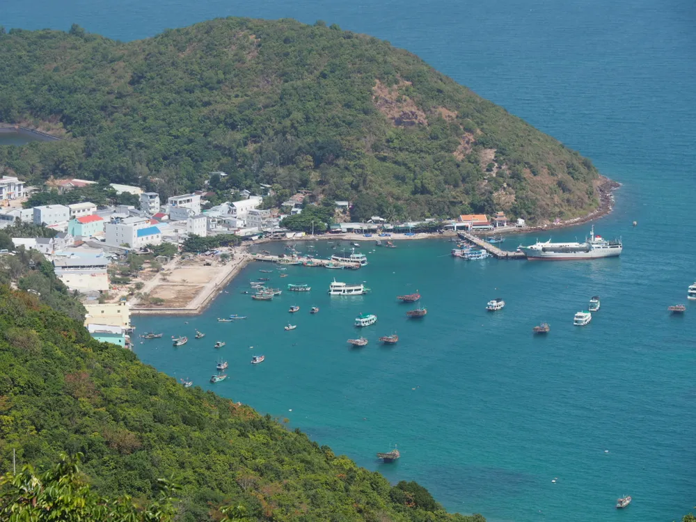 Chúc tết cán bộ, chiến sĩ trên đảo Nam Du ảnh 2