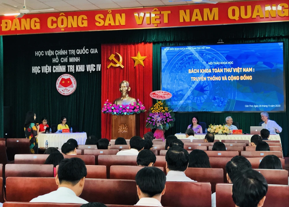 Quang cảnh hội thảo. Ảnh: TÍN HUY