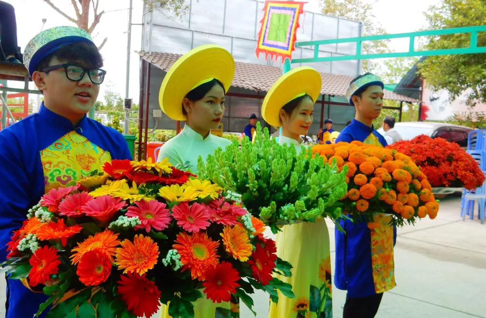 Nghi thức dâng hoa Nghi thức dâng hoa