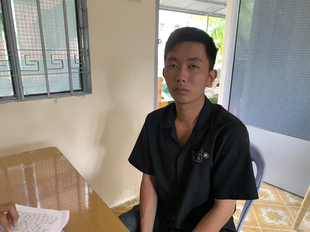 Đối tượng tại cơ quan công an. Ảnh: QUANG DUY