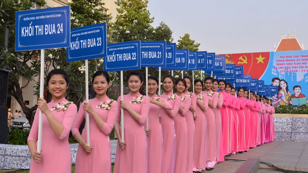 TPHCM phát động phong trào thi đua vào từng việc làm cụ thể, thiết thực ảnh 3