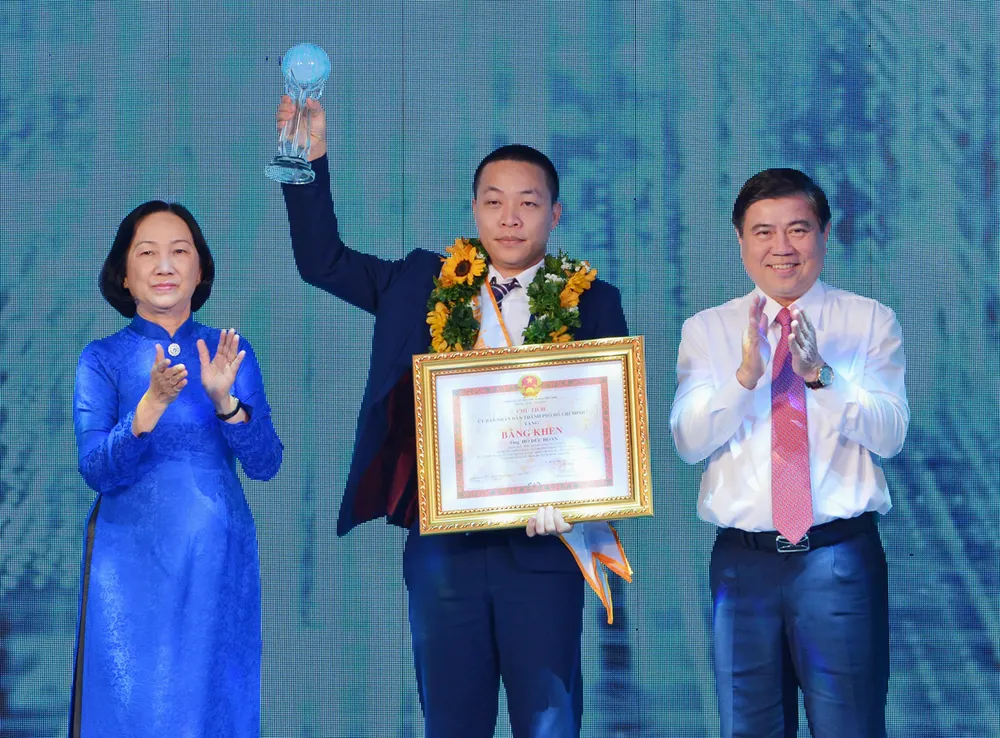 TPHCM tuyên dương 9 công dân trẻ tiêu biểu năm 2018 ảnh 4 TPHCM tuyên dương 9 công dân trẻ tiêu biểu năm 2018 ảnh 4